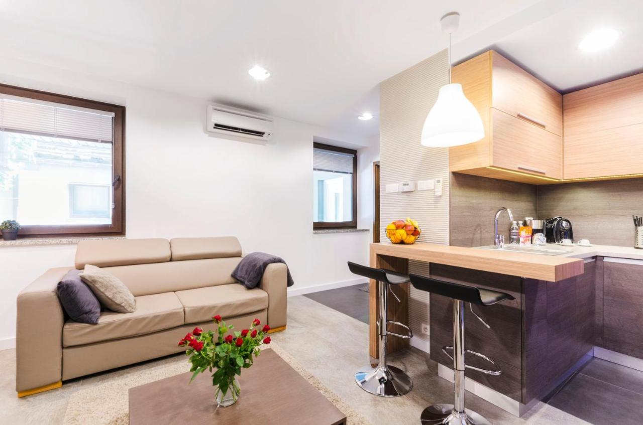 Lupoapartments Kosynierow Klimatyzacja Dostep Na Kod Łódź Exteriör bild